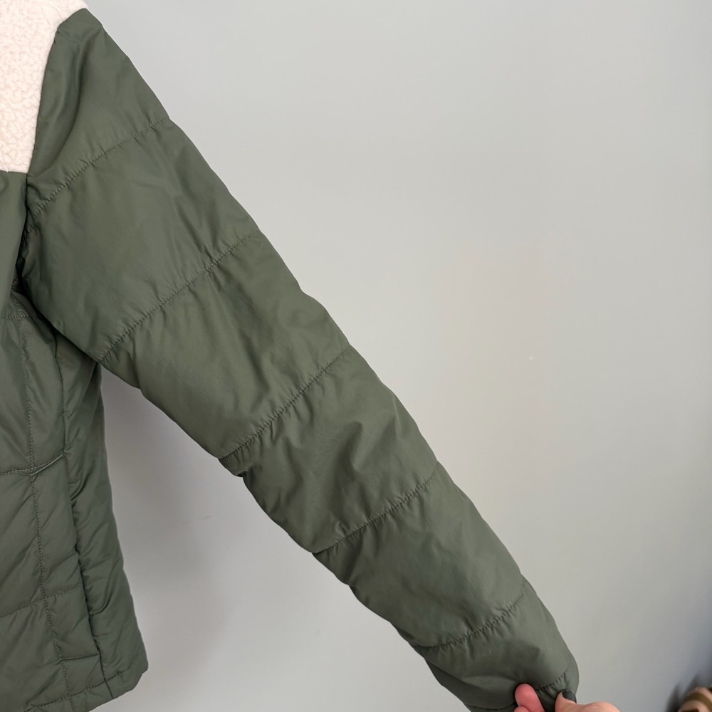 The North Face "Peak Insulated" Olive Green Puffer Cream Sherpa Jacket - Picture 6 of 17